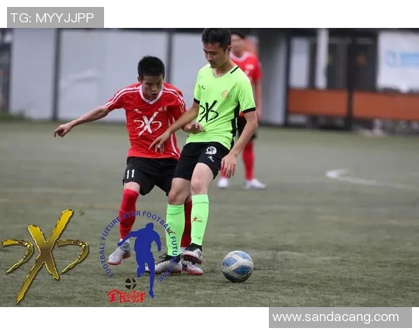 足球明星群体风采全景展示尽览全球顶级球员的魅力与风采